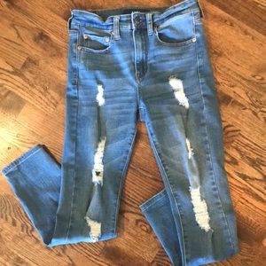 AERO High Rise Distressed Jegging